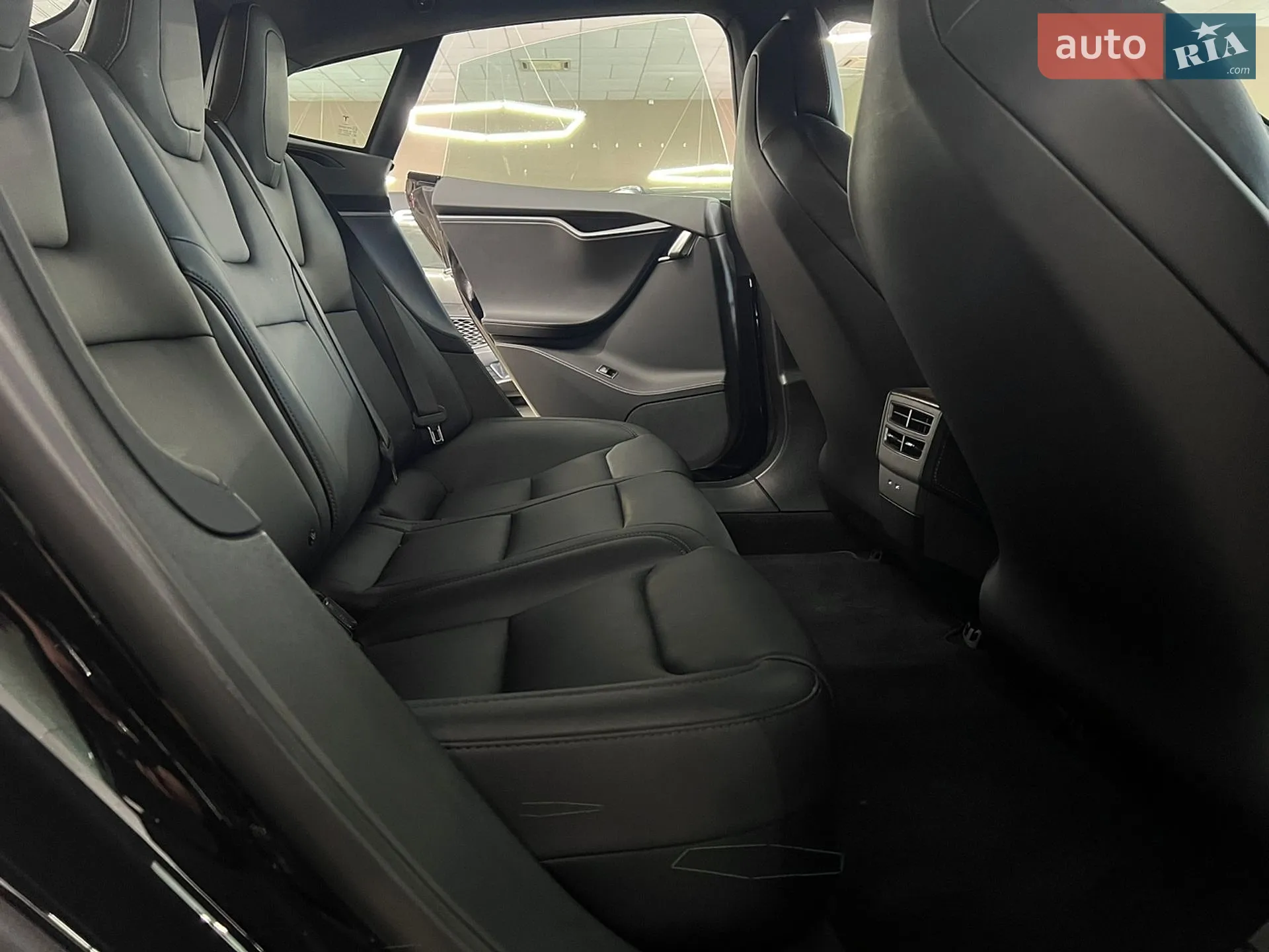 2018 Tesla Model S - мініатюра 14
