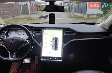 Лифтбек Tesla Model S 2013 в Коломые
