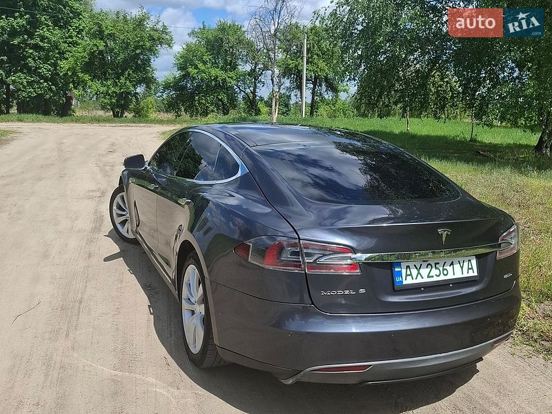 Лифтбек Tesla Model S 2015 в Харькове фото 6 Лифтбек Tesla Model S 2015 в Харькове