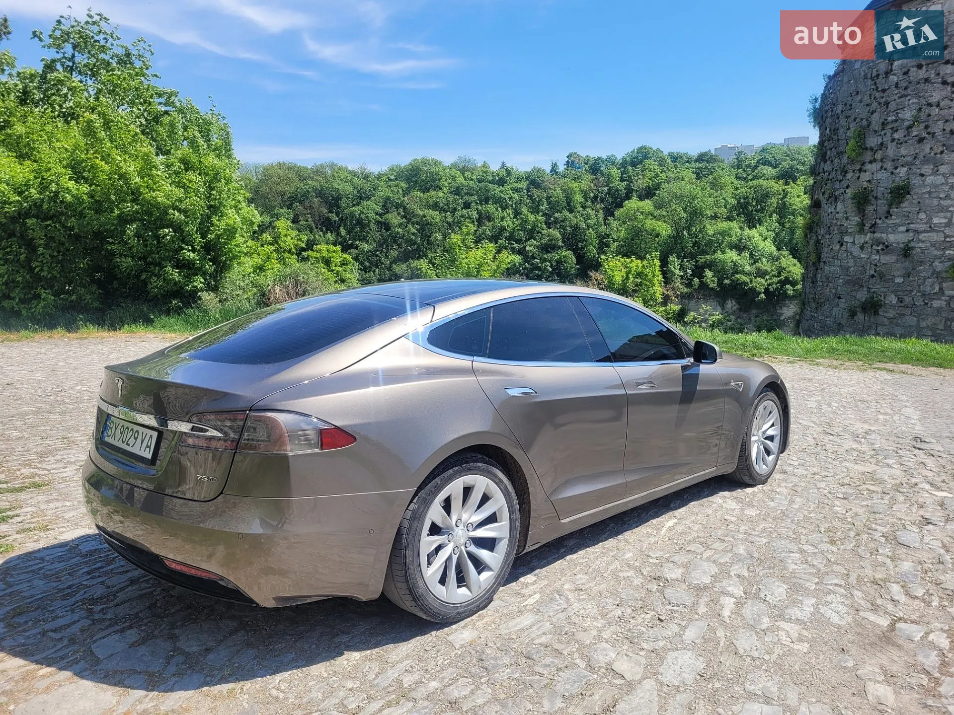 2016 Tesla Model S - мініатюра 8