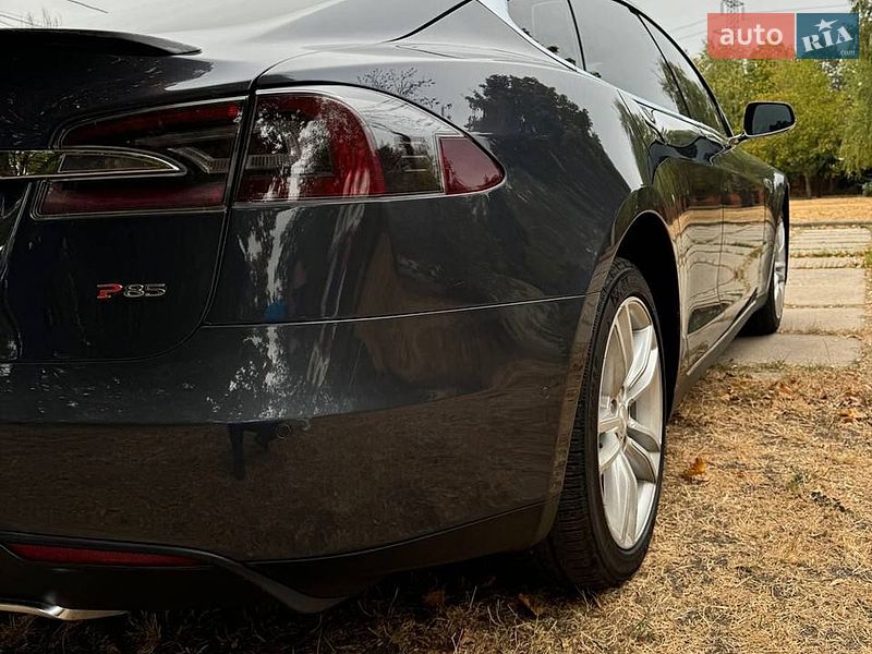 Лифтбек Tesla Model S 2014 в Харькове фото 6 Лифтбек Tesla Model S 2014 в Харькове