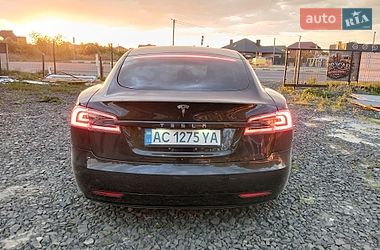 Ліфтбек Tesla Model S 2017 в Луцьку