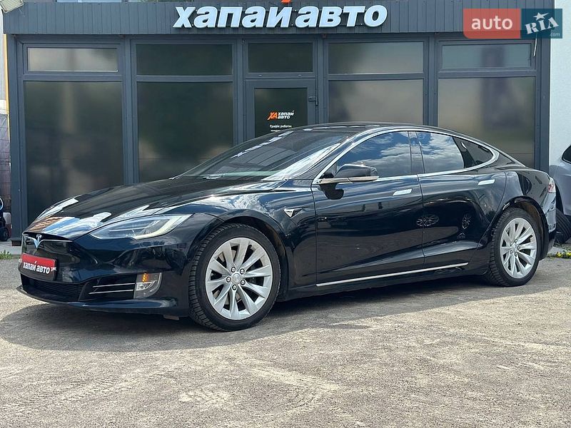 Tesla Model S 2017