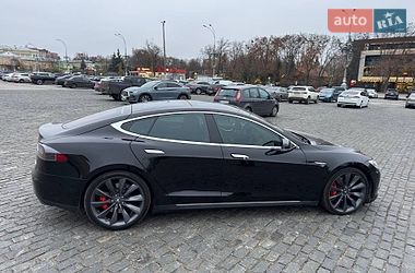 Лифтбек Tesla Model S 2015 в Харькове