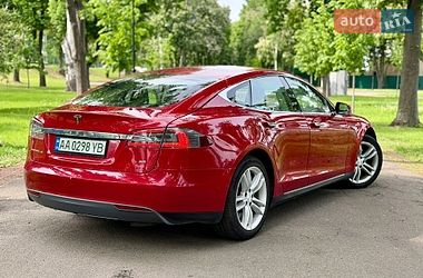 Ліфтбек Tesla Model S 2014 в Києві фото 7 Ліфтбек Tesla Model S 2014 в Києві
