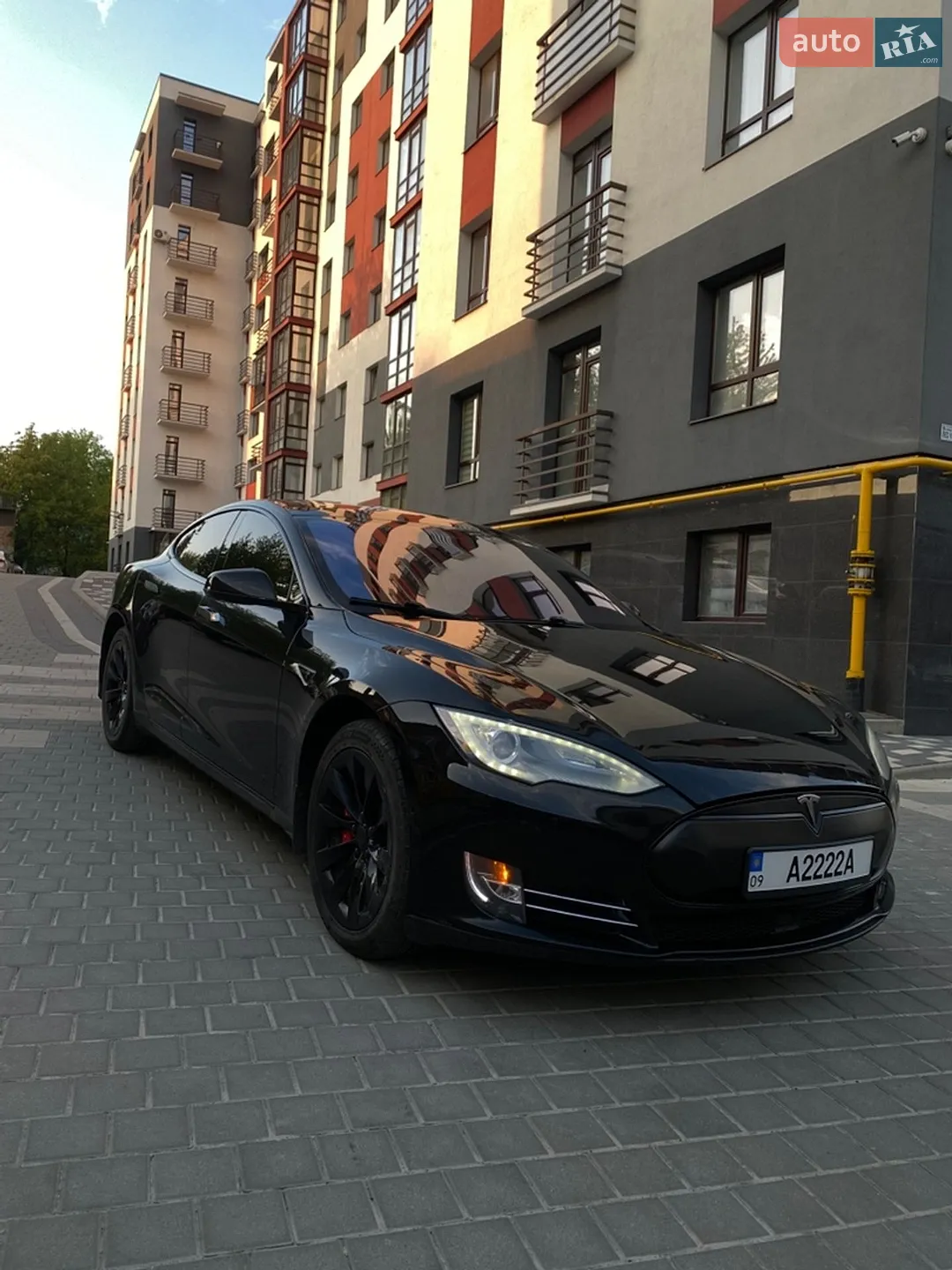 2014 Tesla Model S - мініатюра 11