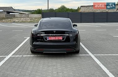 Ліфтбек Tesla Model S 2013 в Дубні