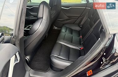 Ліфтбек Tesla Model S 2018 в Львові