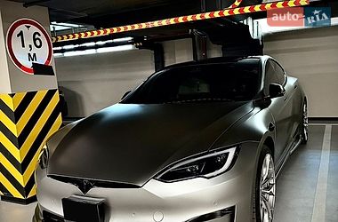Лифтбек Tesla Model S 2021 в Одессе