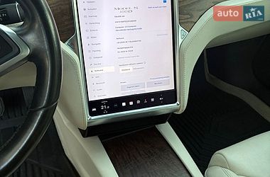 Ліфтбек Tesla Model S 2018 в Рівному фото 24 Ліфтбек Tesla Model S 2018 в Рівному