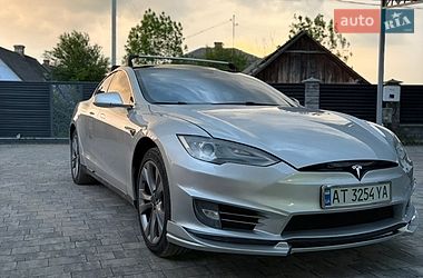 Лифтбек Tesla Model S 2013 в Рогатине