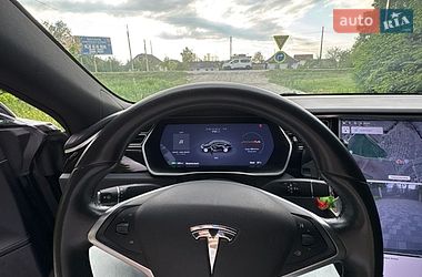 Лифтбек Tesla Model S 2018 в Староконстантинове