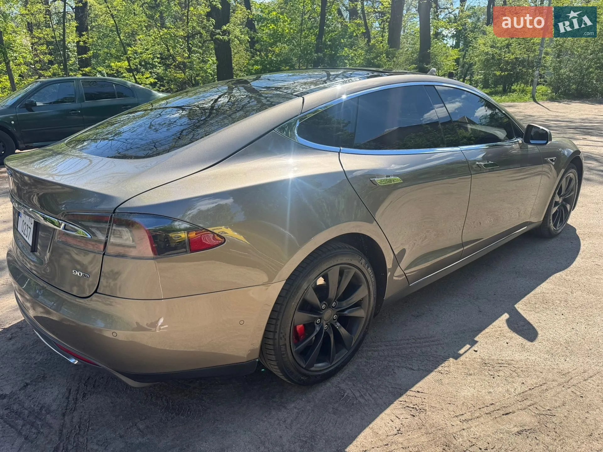 2015 Tesla Model S - мініатюра 5