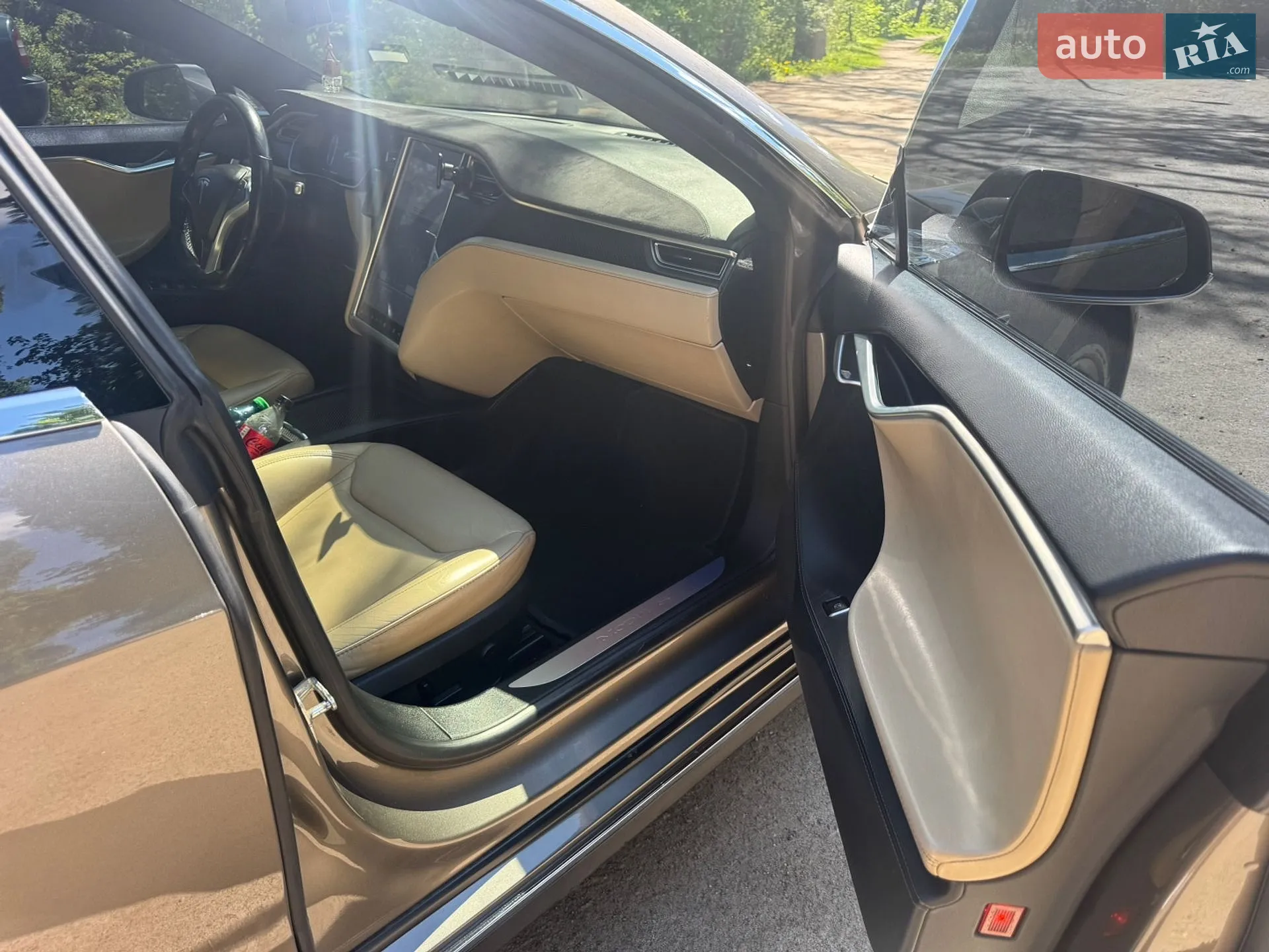 2015 Tesla Model S - мініатюра 10
