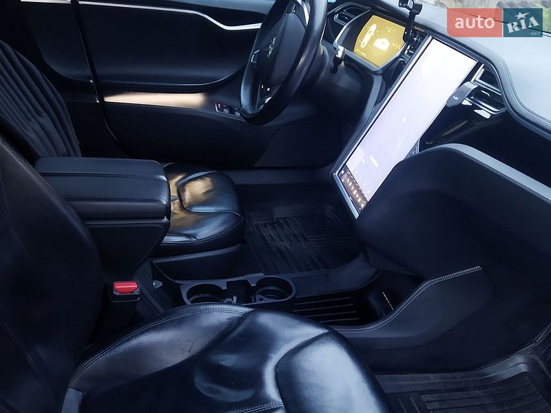 Лифтбек Tesla Model S 2014 в Хмельницком фото 12 Лифтбек Tesla Model S 2014 в Хмельницком