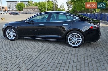 Лифтбек Tesla Model S 2013 в Тернополе