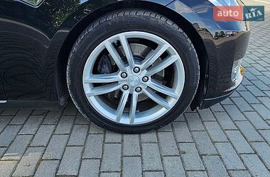 Лифтбек Tesla Model S 2013 в Тернополе