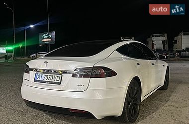 Ліфтбек Tesla Model S 2016 в Тячеві
