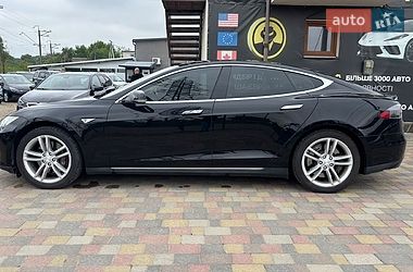 Ліфтбек Tesla Model S 2015 в Стрию фото 4 Ліфтбек Tesla Model S 2015 в Стрию