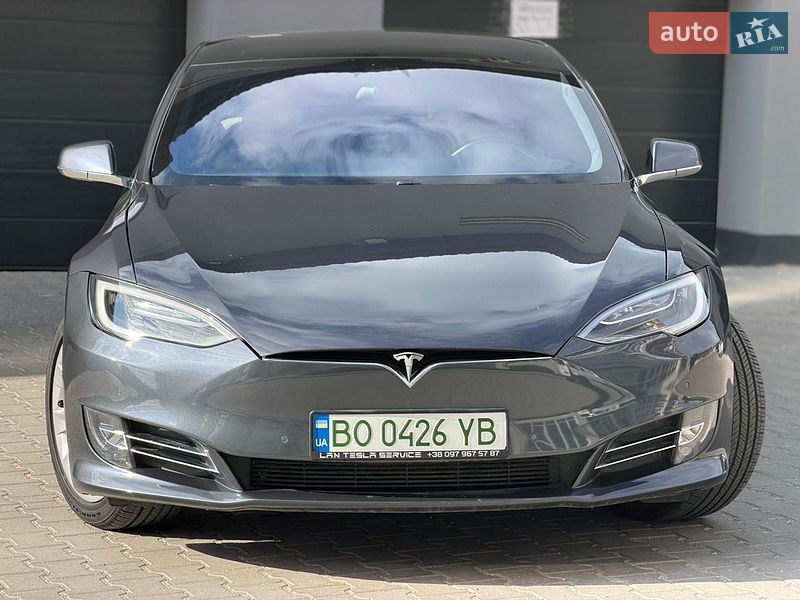 Лифтбек Tesla Model S 2019 в Тернополе