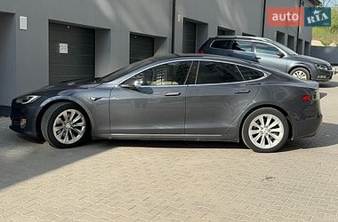 Лифтбек Tesla Model S 2019 в Тернополе
