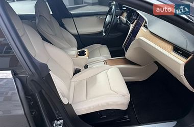 Лифтбек Tesla Model S 2019 в Тернополе
