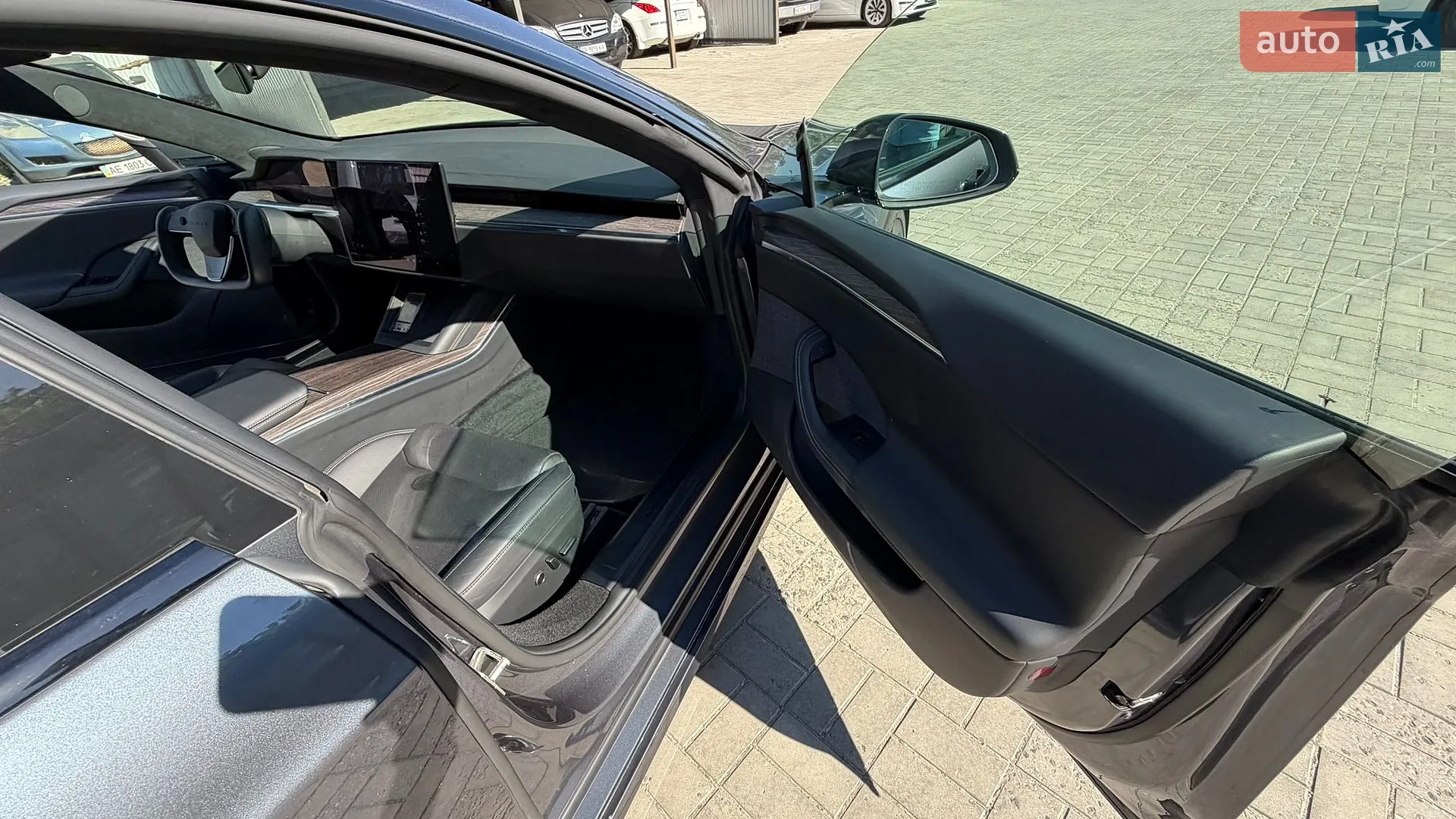 2021 Tesla Model S - мініатюра 19