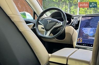 Ліфтбек Tesla Model S 2015 в Києві
