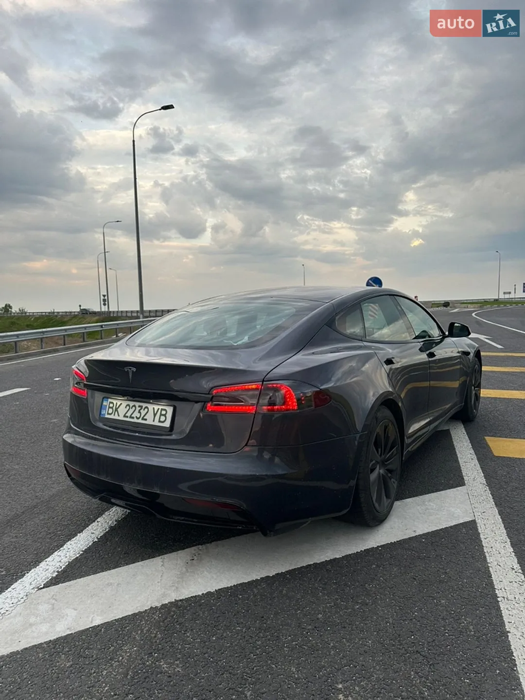 2021 Tesla Model S - мініатюра 12