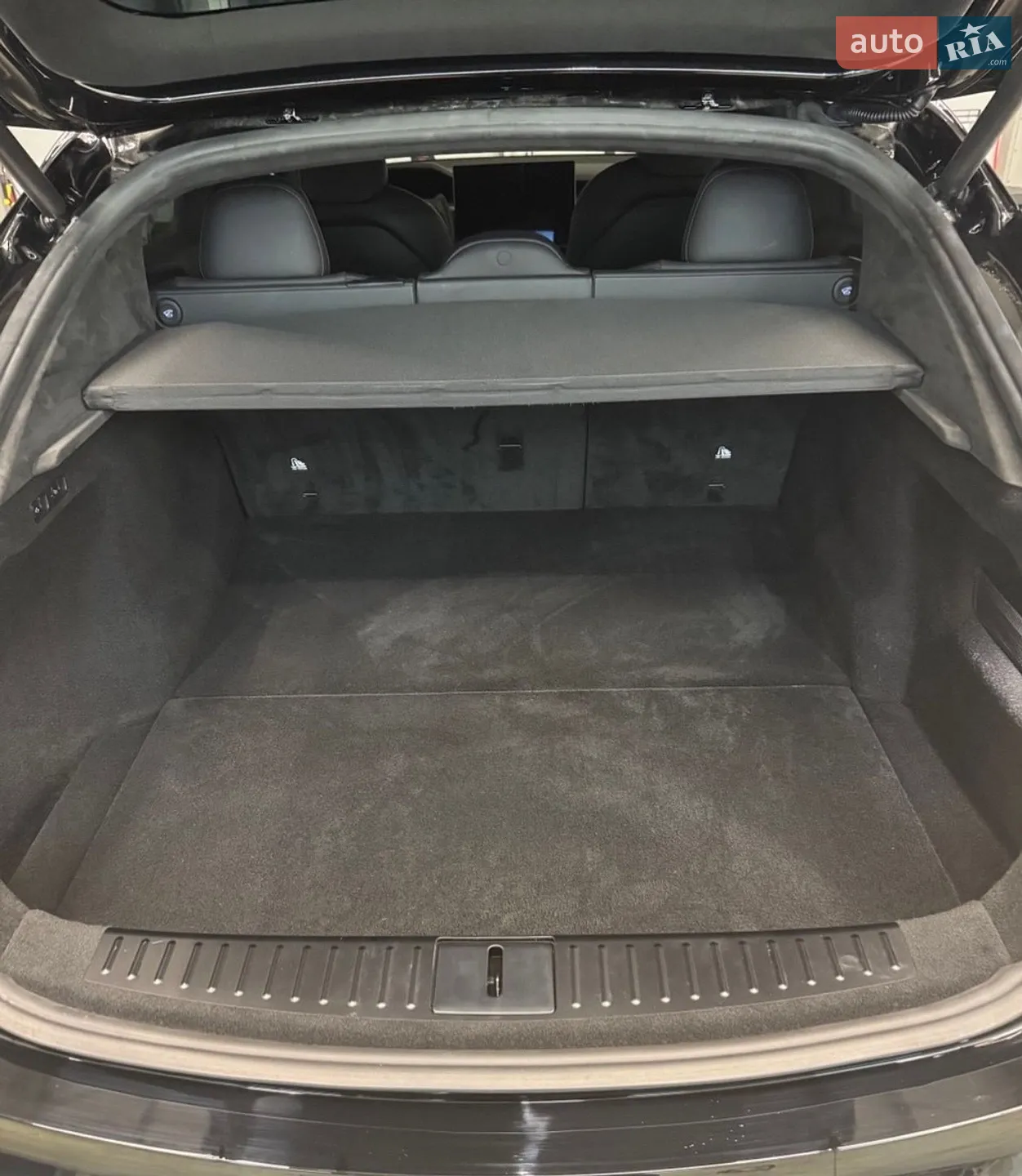 2022 Tesla Model S - мініатюра 26