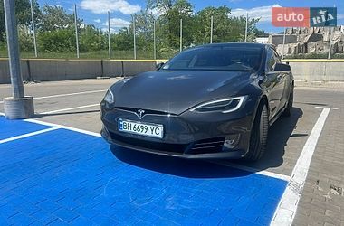 Ліфтбек Tesla Model S 2017 в Миколаєві