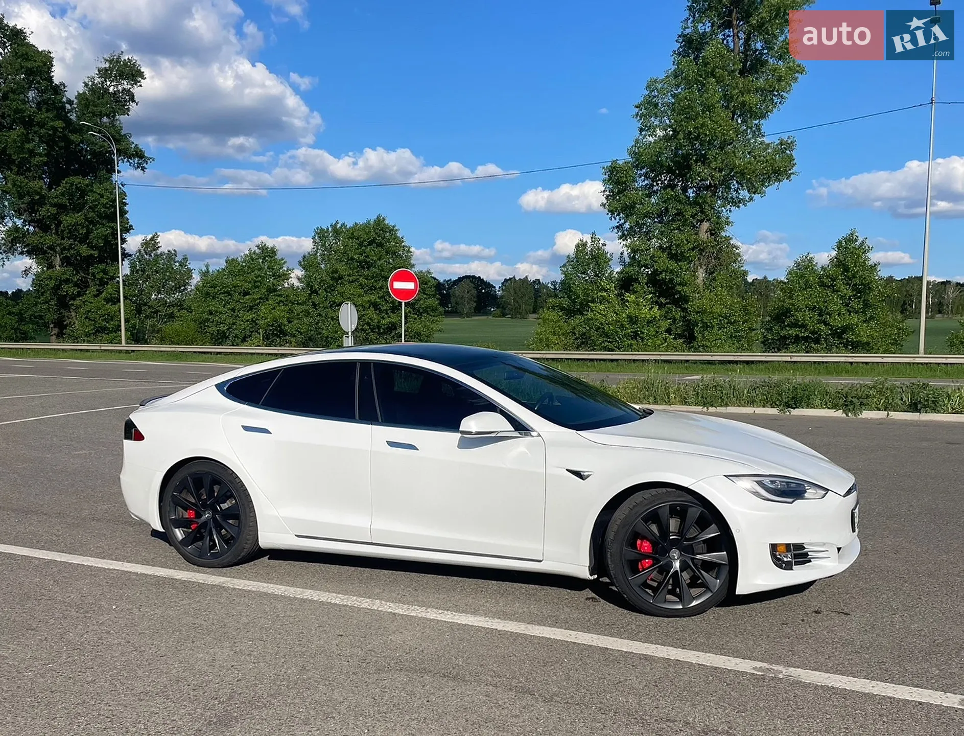 2020 Tesla Model S - мініатюра 8
