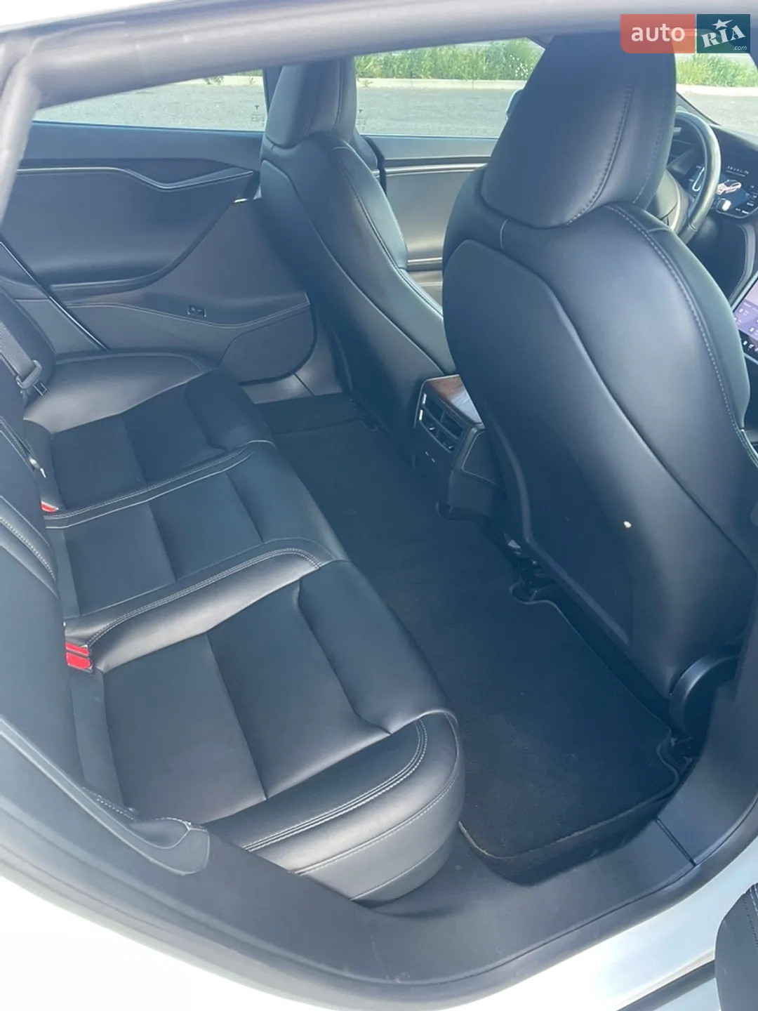 2020 Tesla Model S - мініатюра 23