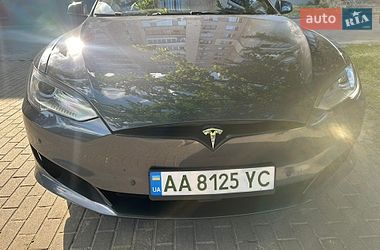 Ліфтбек Tesla Model S 2014 в Києві