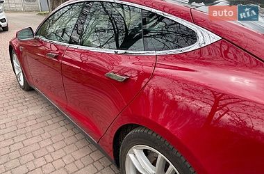 Лифтбек Tesla Model S 2014 в Киеве
