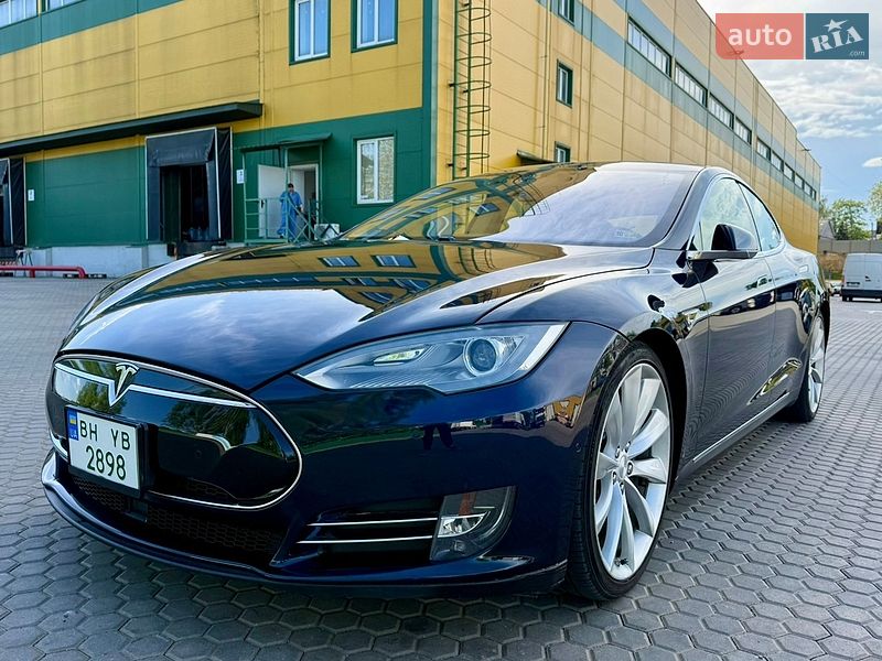 Tesla Model S 2014 Tesla Model S 2014