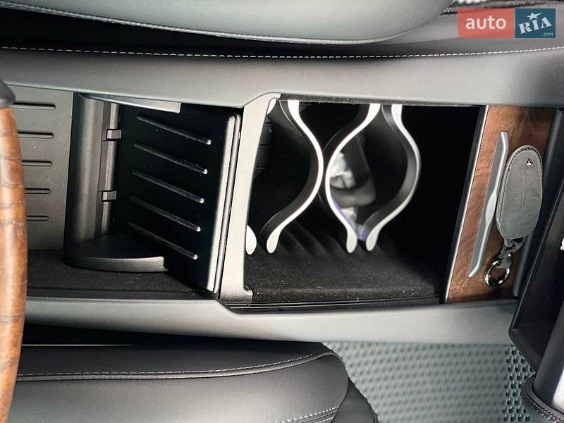 Ліфтбек Tesla Model S 2019 в Києві