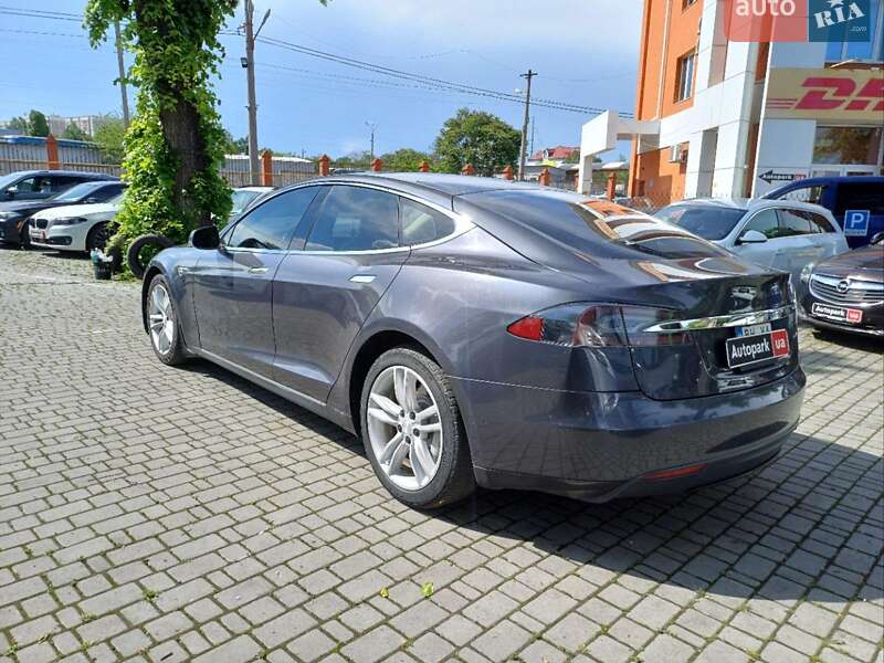 Лифтбек Tesla Model S 2015 в Одессе