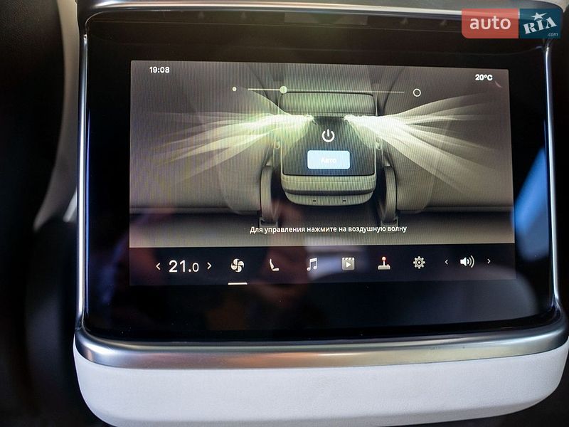 Лифтбек Tesla Model S 2022 в Киеве