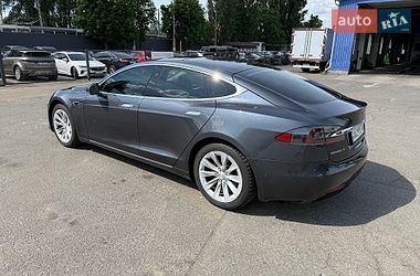 Лифтбек Tesla Model S 2016 в Киеве