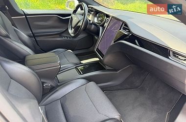 Лифтбек Tesla Model S 2018 в Черкассах