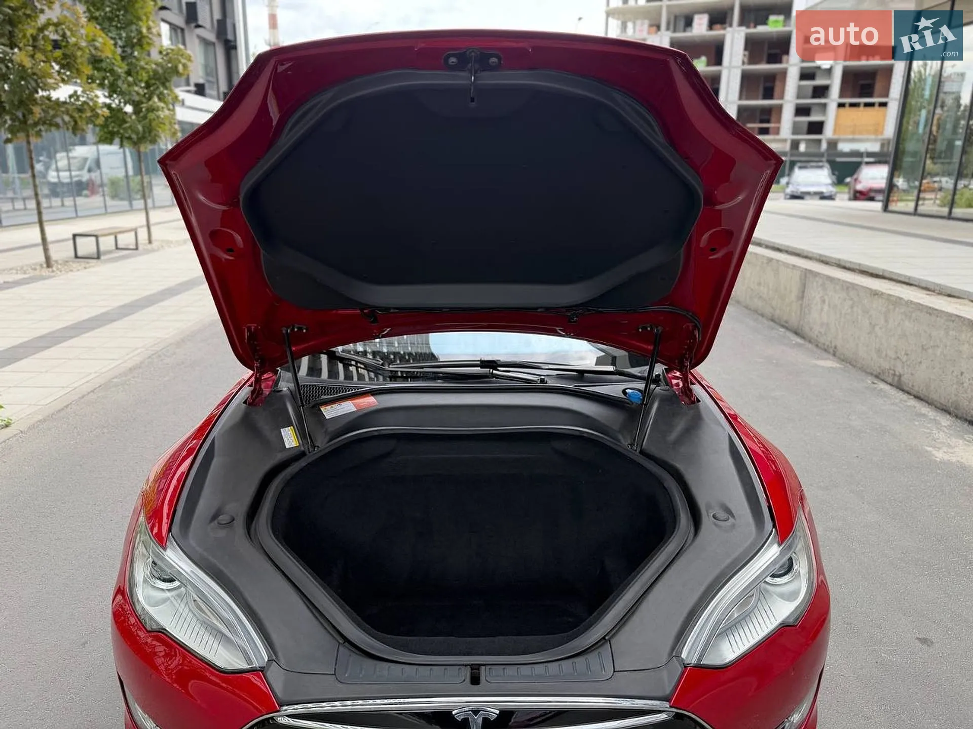 2015 Tesla Model S - мініатюра 16