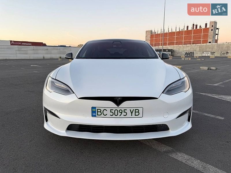 Ліфтбек Tesla Model S 2021 в Львові