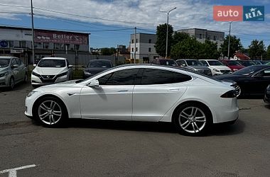 Ліфтбек Tesla Model S 2015 в Луцьку фото 12 Ліфтбек Tesla Model S 2015 в Луцьку