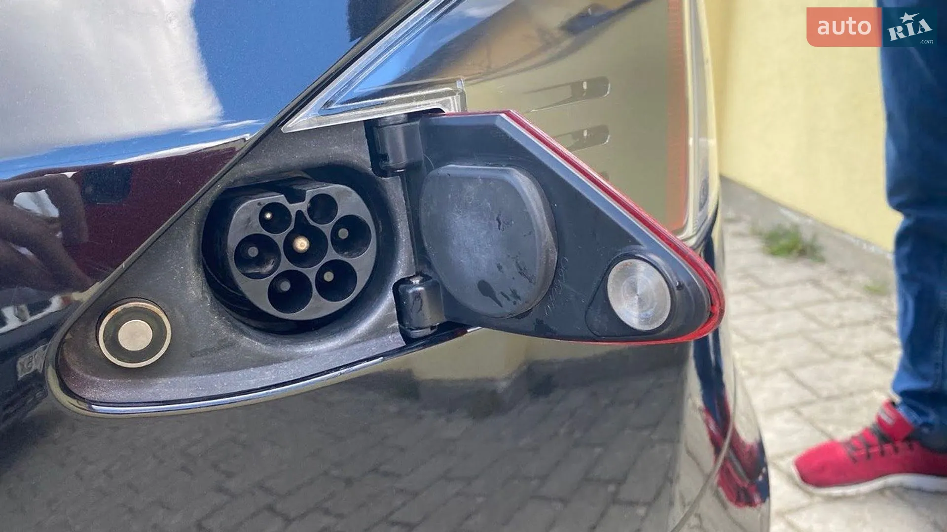 2015 Tesla Model S - мініатюра 29
