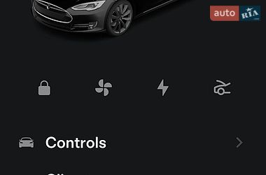 Ліфтбек Tesla Model S 2015 в Львові