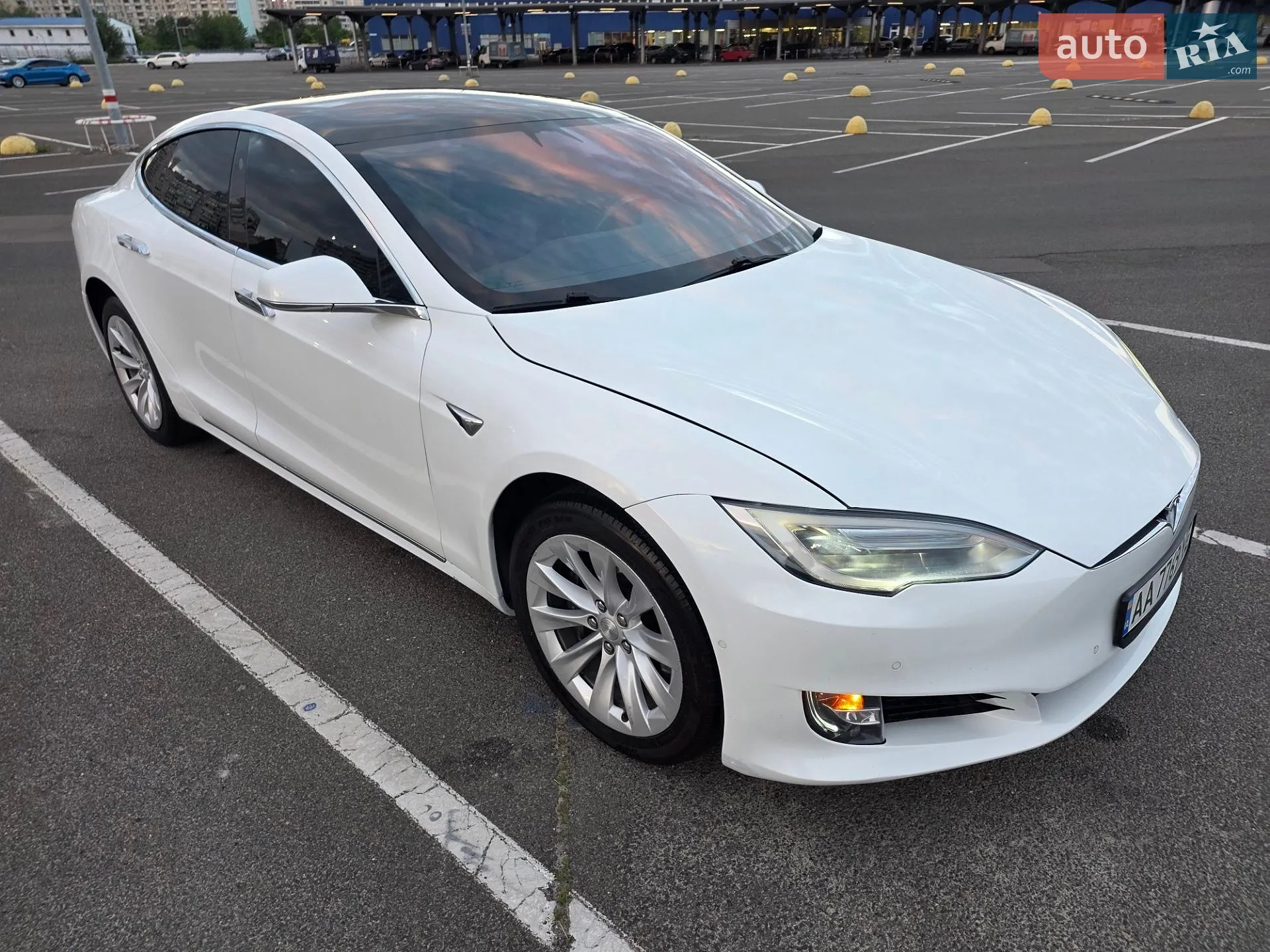 2017 Tesla Model S - мініатюра 8