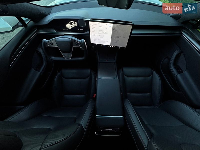 Лифтбек Tesla Model S 2022 в Киеве
