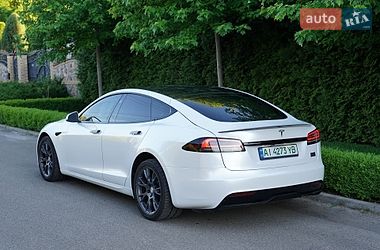 Лифтбек Tesla Model S 2022 в Киеве