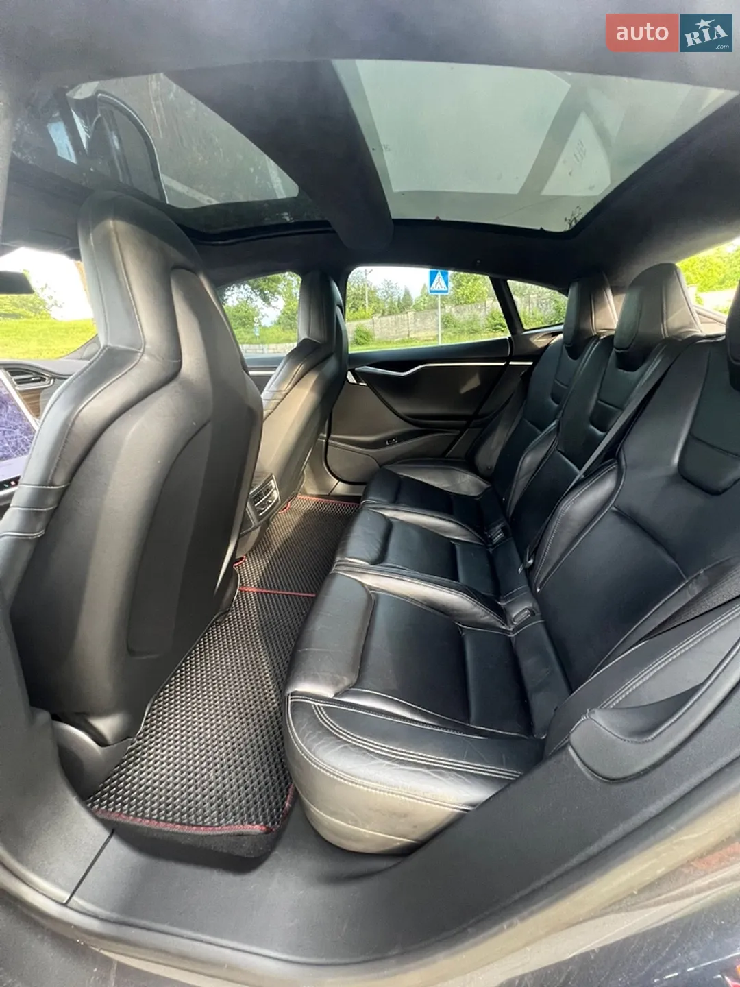 2015 Tesla Model S - мініатюра 8